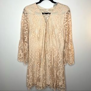 ULTRA PINK Light Pink Lace Dress